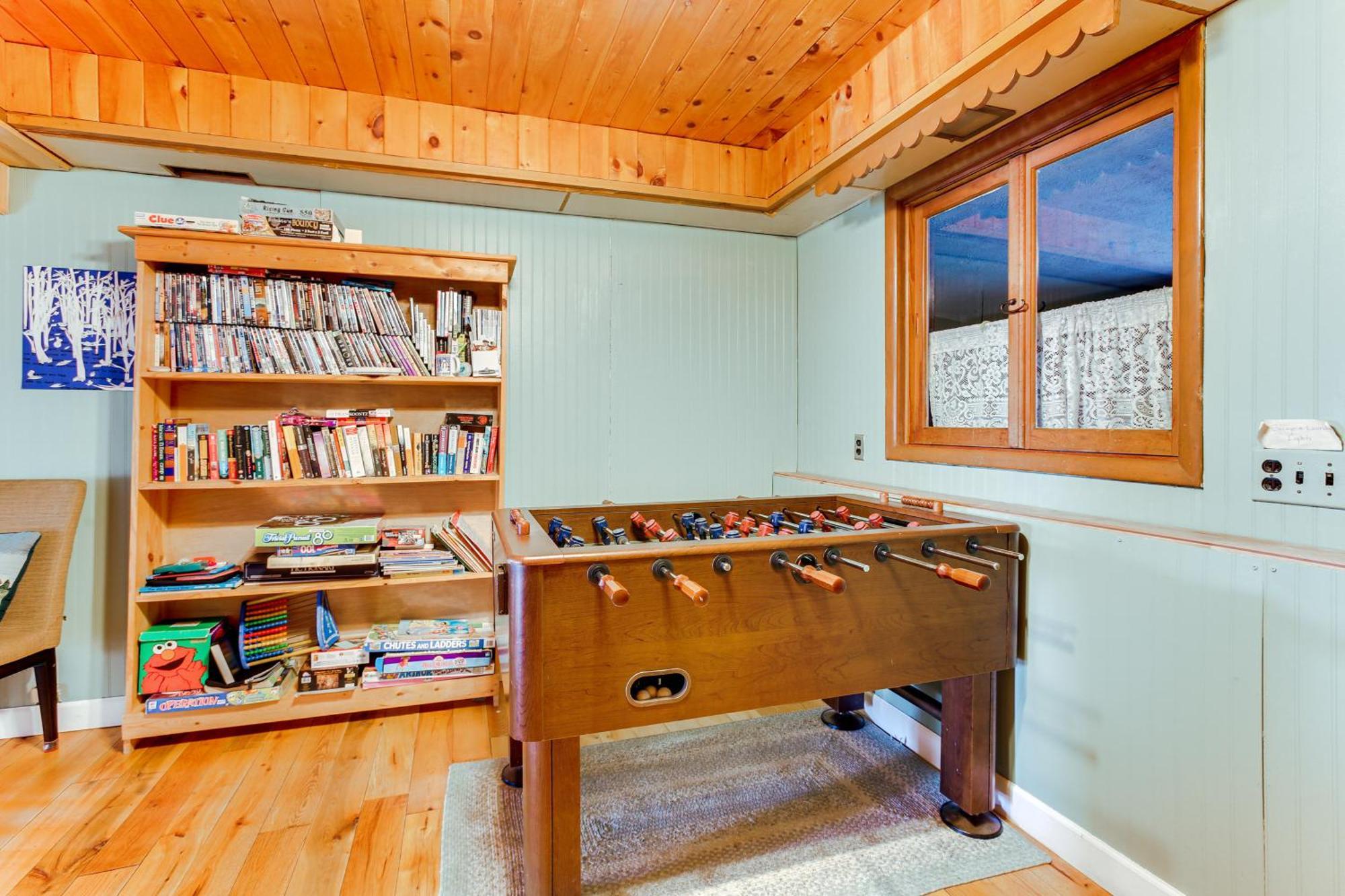 13 Mi To Downtown Quiet Lakefront Cottage Травърс Сити Екстериор снимка
